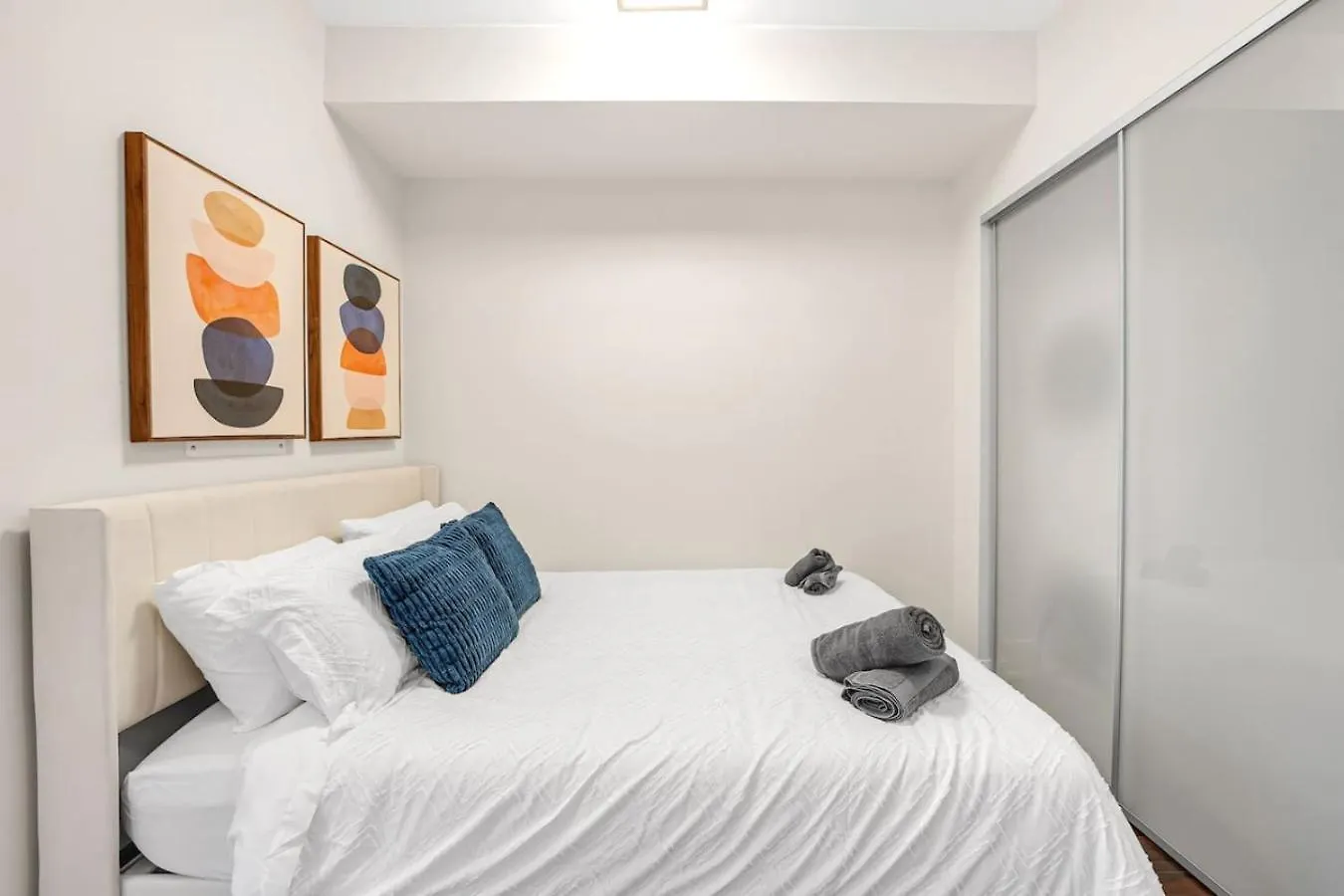 Boho 2Bdrm Sleeps 6 Near Rogers Mtcc Union Cn Tower Villa Toronto Holiday home