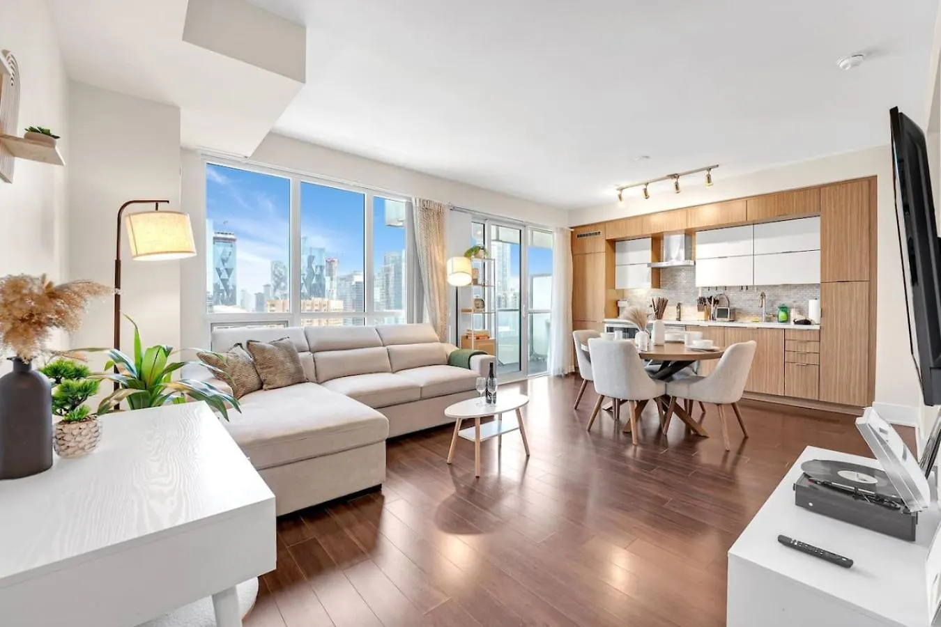 Boho 2Bdrm Sleeps 6 Near Rogers Mtcc Union Cn Tower Villa Toronto